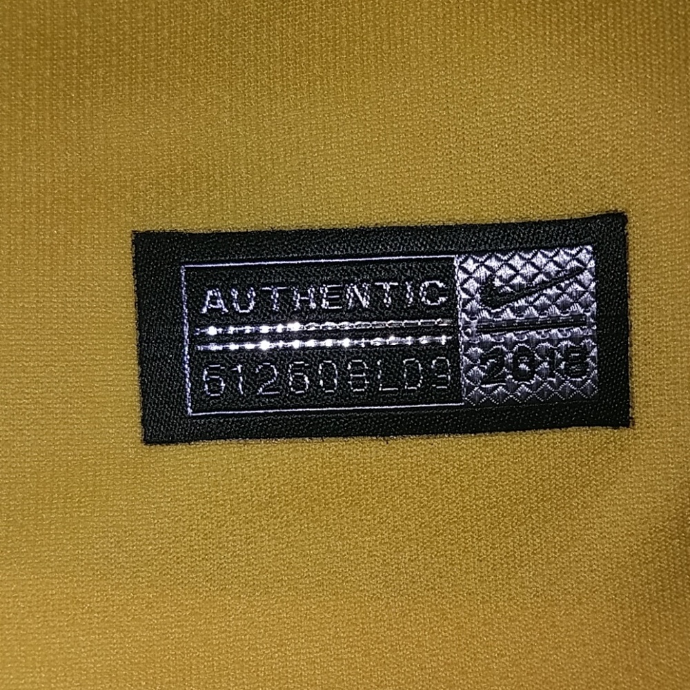 🇧🇷 Brazil Jersey 🇧🇷 - Picture 4 of 4